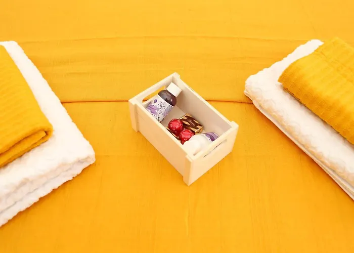 Apartment Renci With Sea View