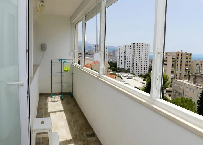 Renci With Sea View Apartment *